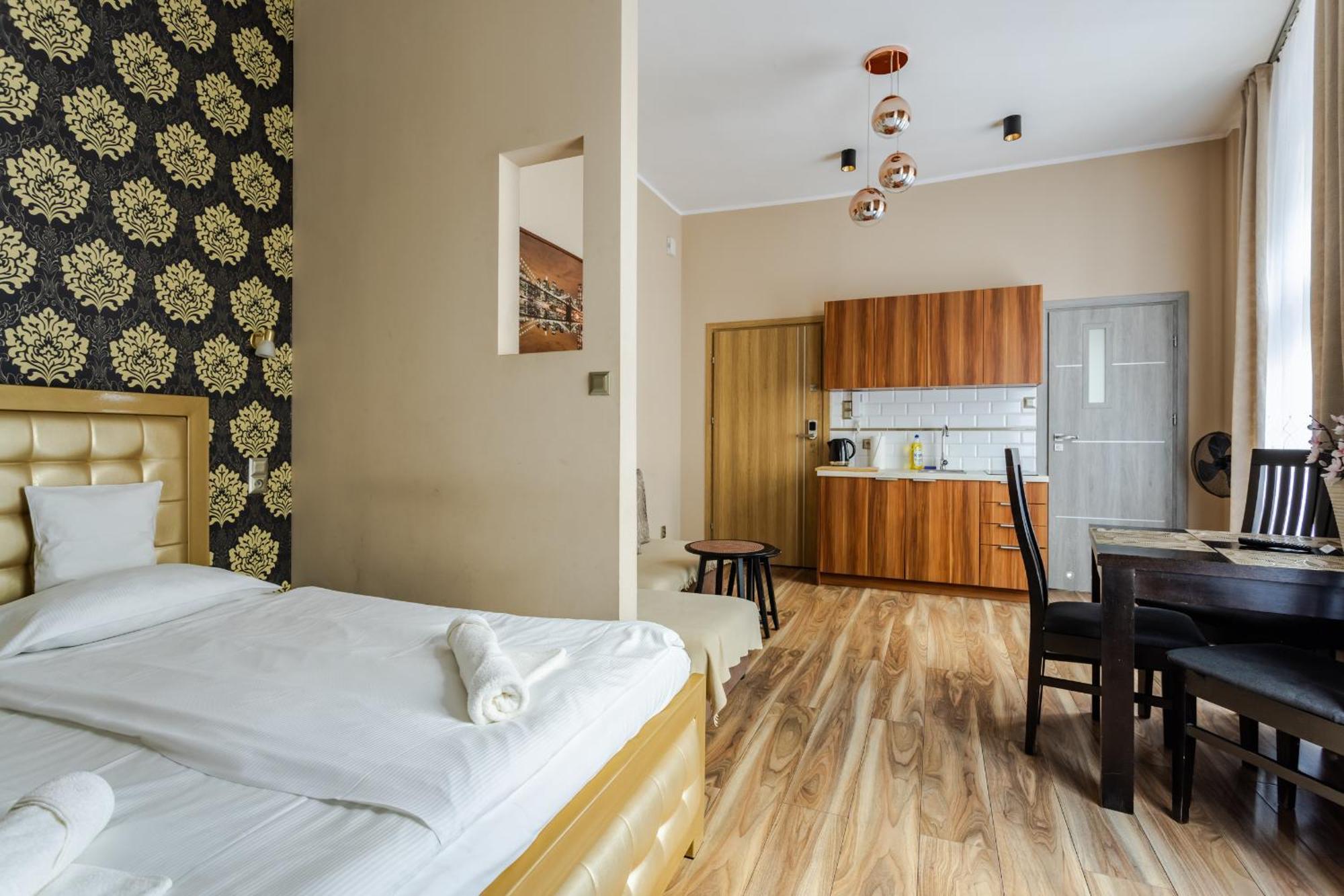 Functional And Comfortable Very Berry Studios In Poznan By Noclegi Renters Exterior foto