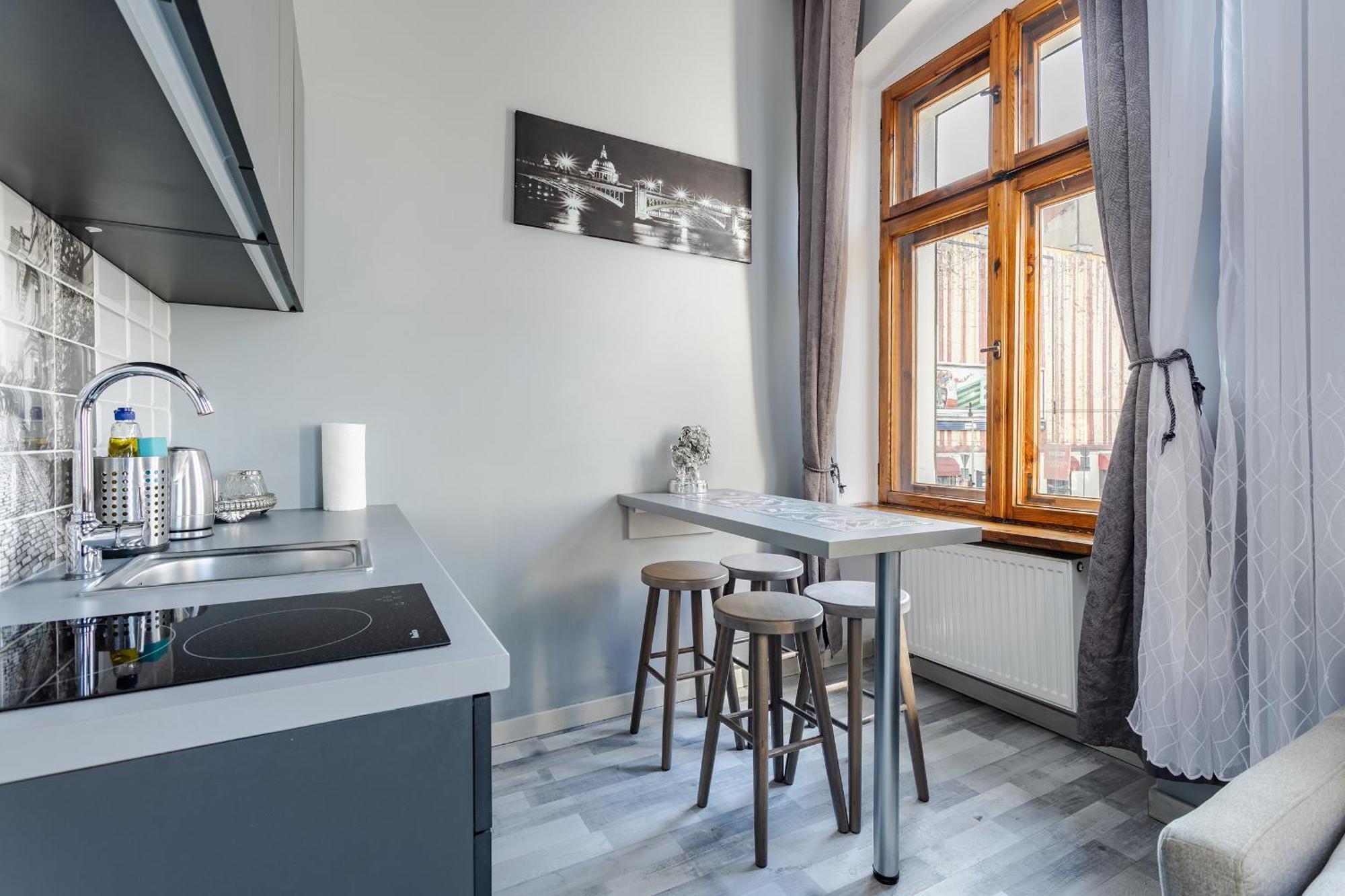 Functional And Comfortable Very Berry Studios In Poznan By Noclegi Renters Exterior foto